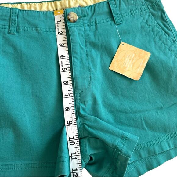 Dockers Women Green Mid Rise Chino Pockets 3” Everyday Shorts Size 10 NEW - Picture 9 of 13